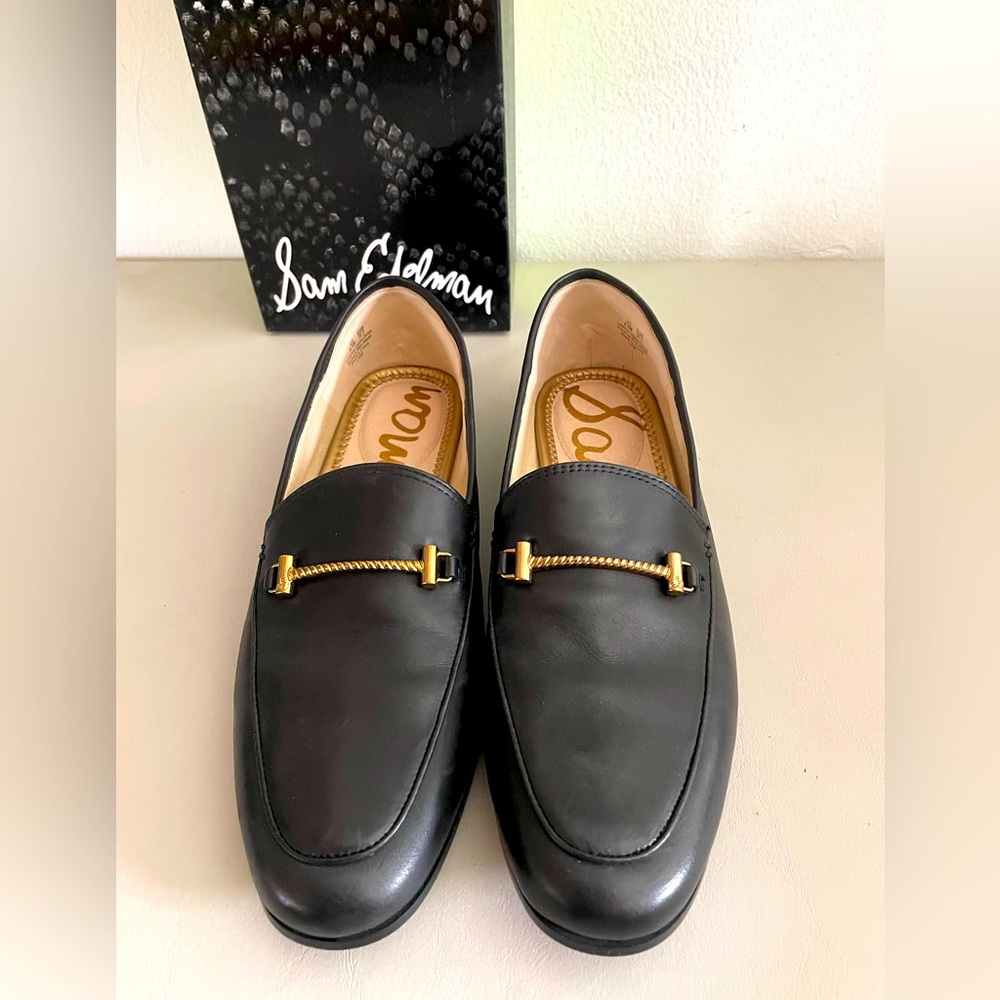 Sam Edelman Loraine Black Leather Flats with Gold Horsebit size 8 1/2